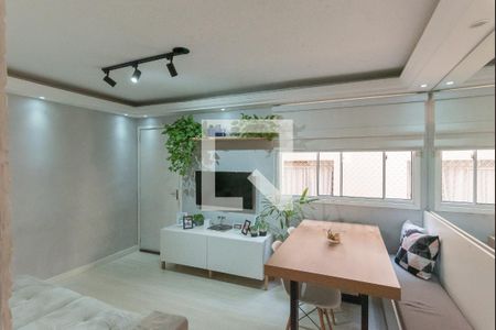 Sala de apartamento à venda com 2 quartos, 48m² em Vila Pompéia, Campinas