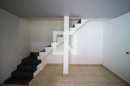 Sala de casa para alugar com 1 quarto, 69m² em Conjunto Habitacional Aguia de Haia, São Paulo