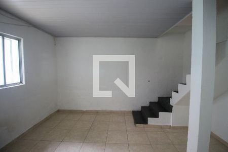 Sala de casa para alugar com 1 quarto, 69m² em Conjunto Habitacional Aguia de Haia, São Paulo