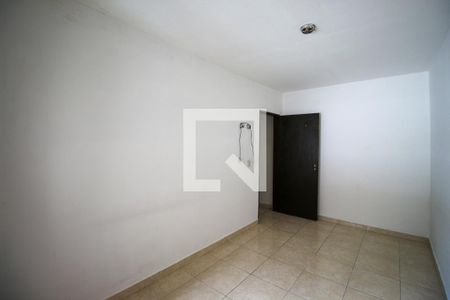 Quarto 1 de casa para alugar com 1 quarto, 69m² em Conjunto Habitacional Aguia de Haia, São Paulo