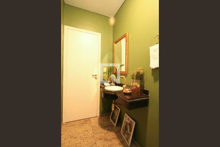 Casa à venda com 223m², 3 quartos e 2 vagas Casa à venda com 223m², 3 quartos e 2 vagasLavabo