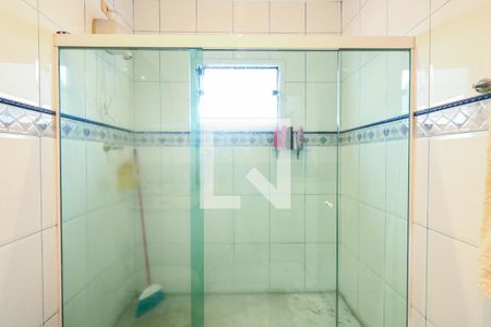 Casa à venda com 223m², 3 quartos e 2 vagas Casa à venda com 223m², 3 quartos e 2 vagasBanheiro da Suíte 1