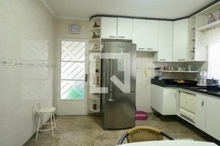 Casa à venda com 223m², 3 quartos e 2 vagas Casa à venda com 223m², 3 quartos e 2 vagasCozinha