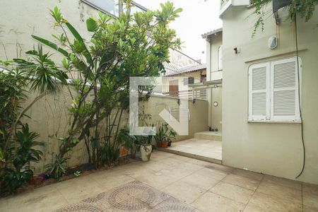 Casa à venda com 200m², 3 quartos e 1 vaga Casa à venda com 200m², 3 quartos e 1 vagaJardim