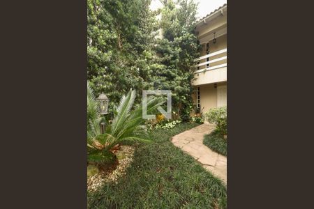 Casa à venda com 200m², 3 quartos e 1 vaga Casa à venda com 200m², 3 quartos e 1 vagaFachada