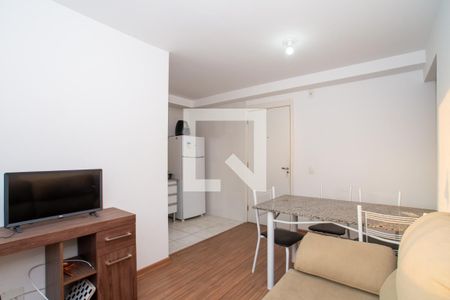 Sala de apartamento para alugar com 2 quartos, 44m² em Jardim Gracinda, Guarulhos