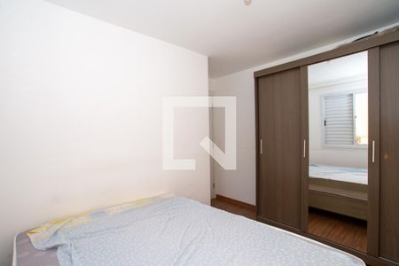 Quarto 1 de apartamento para alugar com 2 quartos, 44m² em Jardim Gracinda, Guarulhos