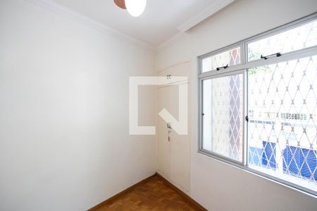 quarto de apartamento para alugar com 3 quartos, 107m² em Serra, Belo Horizonte