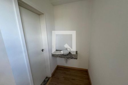 Banheiro da Suíte de apartamento para alugar com 2 quartos, 56m² em Quintino Facci Ii, Ribeirão Preto