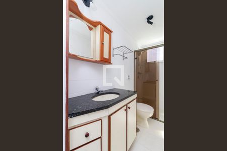 Banheiro de apartamento para alugar com 1 quarto, 42m² em Santo Amaro, São Paulo