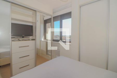 Sala de apartamento para alugar com 1 quarto, 41m² em Passo da Areia, Porto Alegre