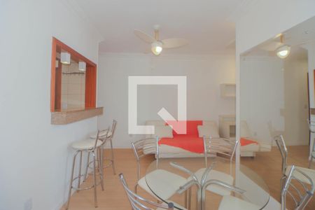 Sala de apartamento para alugar com 1 quarto, 41m² em Passo da Areia, Porto Alegre