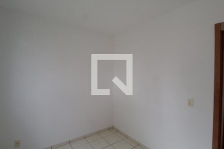 Quarto 1 de apartamento para alugar com 2 quartos, 44m² em Shopping Park, Uberlândia