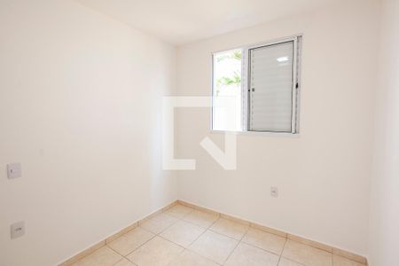 Quarto 1 de apartamento para alugar com 2 quartos, 54m² em Laranjeiras, Uberlândia