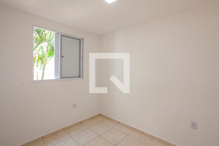 Quarto 1 de apartamento para alugar com 2 quartos, 54m² em Laranjeiras, Uberlândia