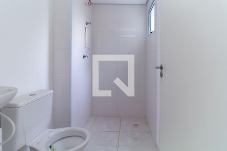 Banheiro de apartamento à venda com 1 quarto, 29m² em Vila Bela, São Paulo