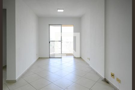 Sala de apartamento à venda com 3 quartos, 67m² em Vila Brasílio Machado, São Paulo