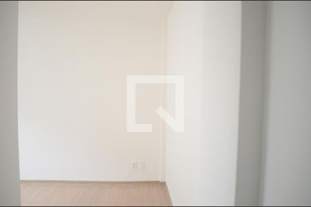 Sala de apartamento para alugar com 2 quartos, 48m² em Goiânia, Belo Horizonte