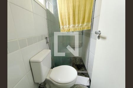 Banheiro de kitnet/studio à venda com 1 quarto, 47m² em Estoril, Belo Horizonte