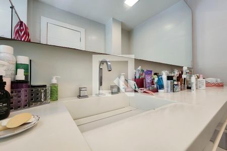 Casa à venda com 600m², 6 quartos e 3 vagas Casa à venda com 600m², 6 quartos e 3 vagasBanheiro da Suíte 2