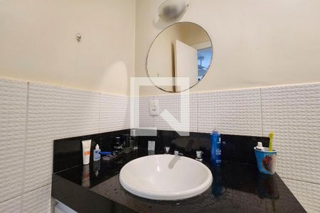 Casa à venda com 600m², 6 quartos e 3 vagas Casa à venda com 600m², 6 quartos e 3 vagasCasa 2 - Banheiro da Suíte 2