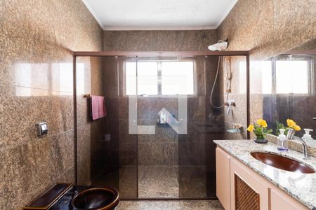 Casa para alugar com 400m², 5 quartos e 5 vagas Casa para alugar com 400m², 5 quartos e 5 vagasBanheiro 2