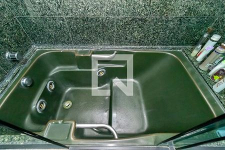 Casa para alugar com 400m², 5 quartos e 5 vagas Casa para alugar com 400m², 5 quartos e 5 vagasBanheiro da Suíte