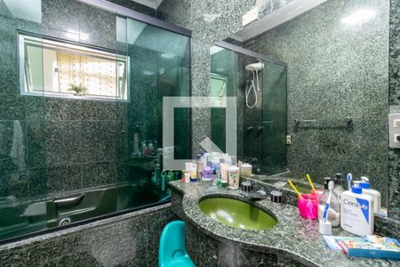 Casa para alugar com 400m², 5 quartos e 5 vagas Casa para alugar com 400m², 5 quartos e 5 vagasBanheiro da Suíte