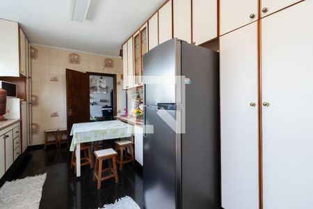 Casa para alugar com 400m², 5 quartos e 5 vagas Casa para alugar com 400m², 5 quartos e 5 vagasCozinha