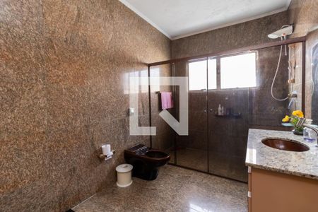 Casa para alugar com 400m², 5 quartos e 5 vagas Casa para alugar com 400m², 5 quartos e 5 vagasBanheiro 2