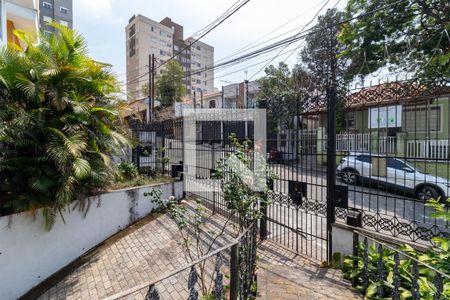 Casa para alugar com 400m², 5 quartos e 5 vagas Casa para alugar com 400m², 5 quartos e 5 vagasEntrada