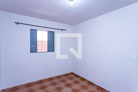 Quarto 2 de casa para alugar com 2 quartos, 50m² em Vila Zat, São Paulo