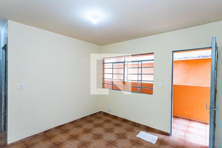 Sala de casa para alugar com 2 quartos, 50m² em Vila Zat, São Paulo