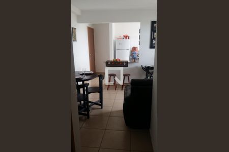 Sala de apartamento para alugar com 2 quartos, 70m² em Vila Cruzeiro do Sul, Aparecida de Goiânia