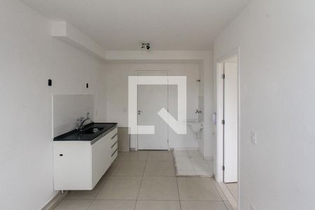 Cozinha/Área de Serviço de apartamento para alugar com 1 quarto, 24m² em Cidade Satelite Santa Barbara, São Paulo