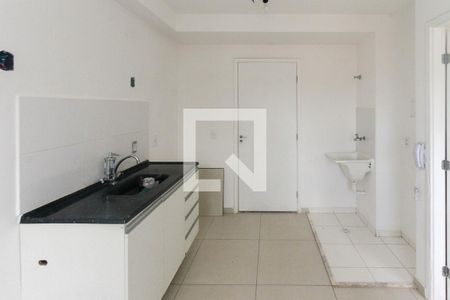 Cozinha/Área de Serviço de apartamento para alugar com 1 quarto, 24m² em Cidade Satelite Santa Barbara, São Paulo