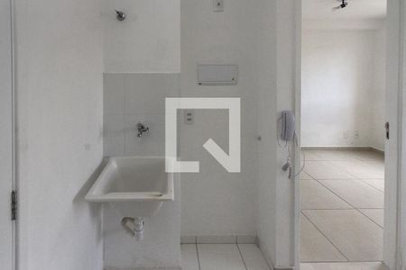 Cozinha/Área de Serviço de apartamento para alugar com 1 quarto, 24m² em Cidade Satelite Santa Barbara, São Paulo