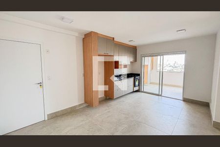 Sala - Sala de Jantar - Cozinha de apartamento para alugar com 2 quartos, 66m² em Parque das Nações, Santo André