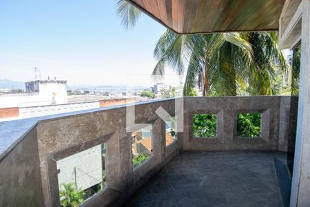 Varanda de apartamento à venda com 3 quartos, 120m² em Jardim Guanabara, Rio de Janeiro