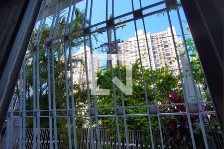 Quarto 1 - Vista de casa à venda com 3 quartos, 172m² em Passo D’areia, Porto Alegre