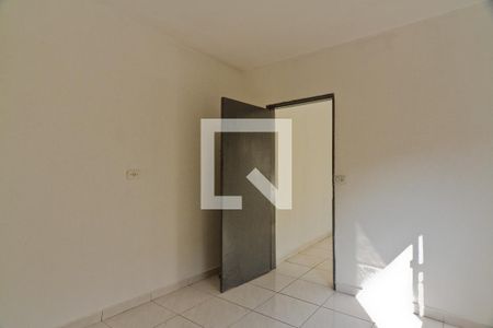 Quarto de casa para alugar com 1 quarto, 50m² em Vila Guedes, São Paulo