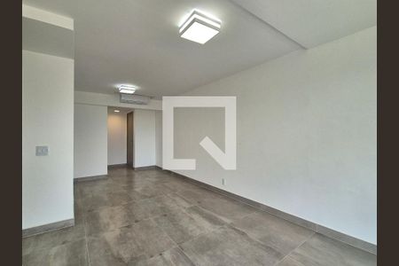 Sala de apartamento para alugar com 2 quartos, 82m² em Recreio dos Bandeirantes, Rio de Janeiro