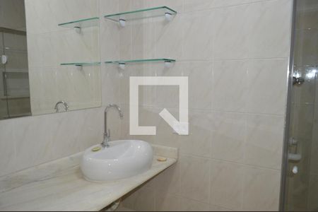 Banheiro de kitnet/studio para alugar com 1 quarto, 42m² em Vila Mariana, São Paulo