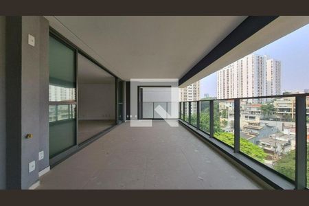 Apartamento à venda com 3 quartos, 206m² em Sumaré, São Paulo