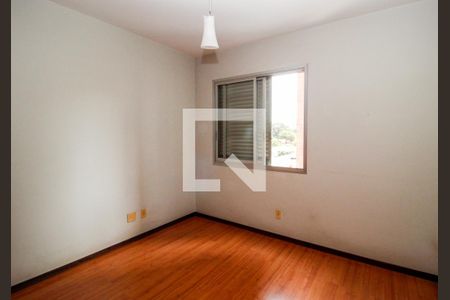 Quarto 1 de apartamento para alugar com 2 quartos, 75m² em Funcionários, Belo Horizonte