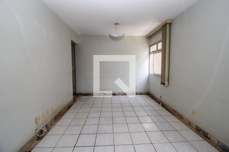 Apartamento para alugar com 2 quartos, 75m² em Funcionários, Belo Horizonte