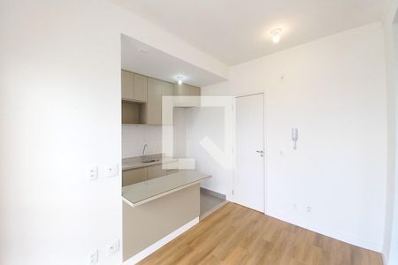 Sala de apartamento para alugar com 1 quarto, 34m² em Parque Industrial, Campinas