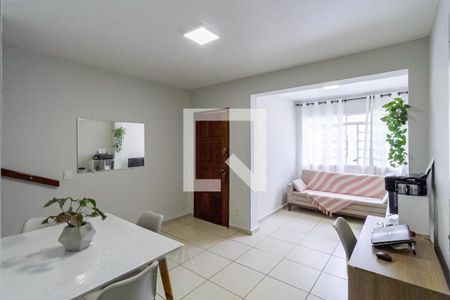 Sala de casa de condomínio à venda com 3 quartos, 102m² em Santa Rosa, Belo Horizonte