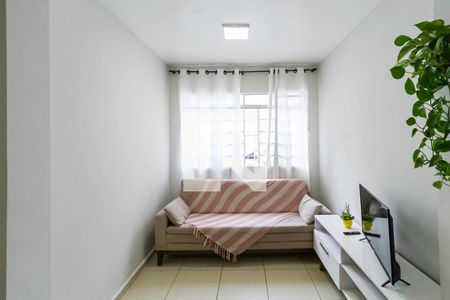 Sala de casa de condomínio à venda com 3 quartos, 102m² em Santa Rosa, Belo Horizonte