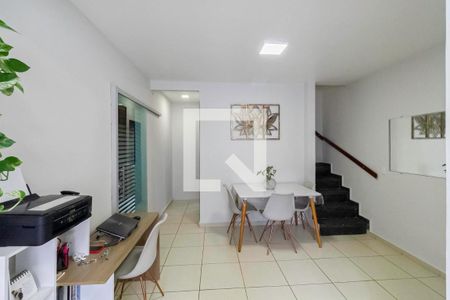 Sala de casa de condomínio à venda com 3 quartos, 102m² em Santa Rosa, Belo Horizonte